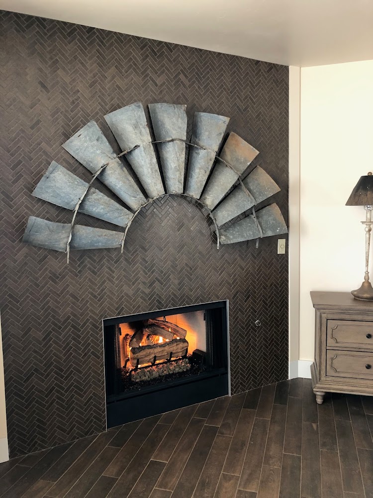 Cozy Fireplace & Patio in San Antonio - FireplaceStoreFinder