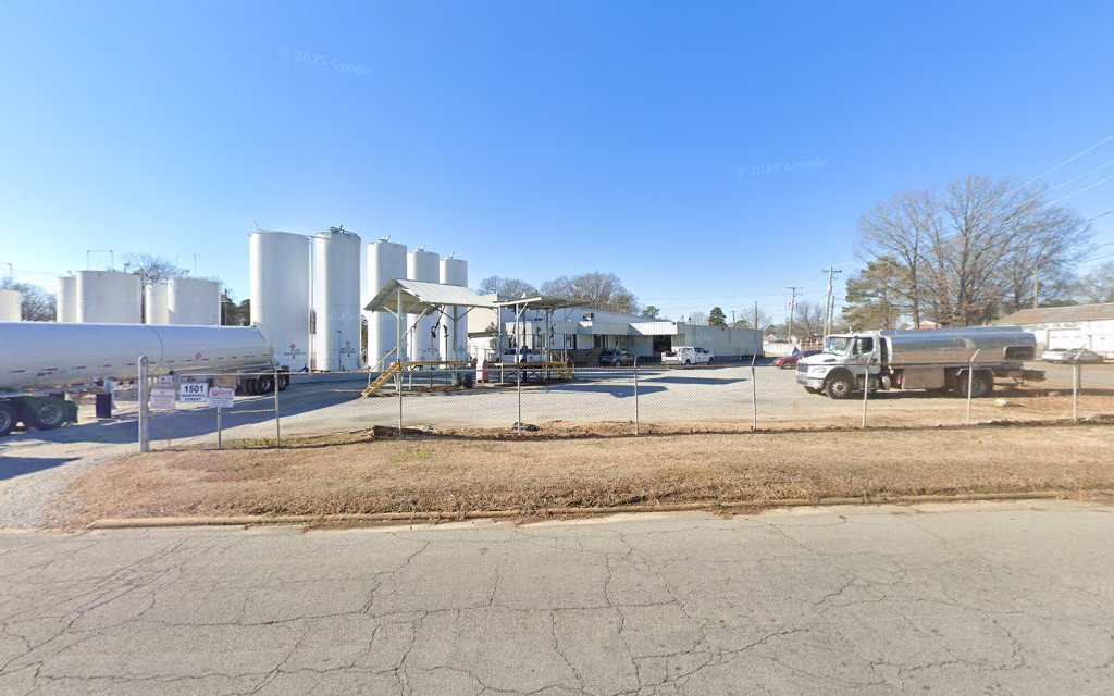 New Dixie Oil Corporation in Roanoke Rapids - FireplaceStoreFinder
