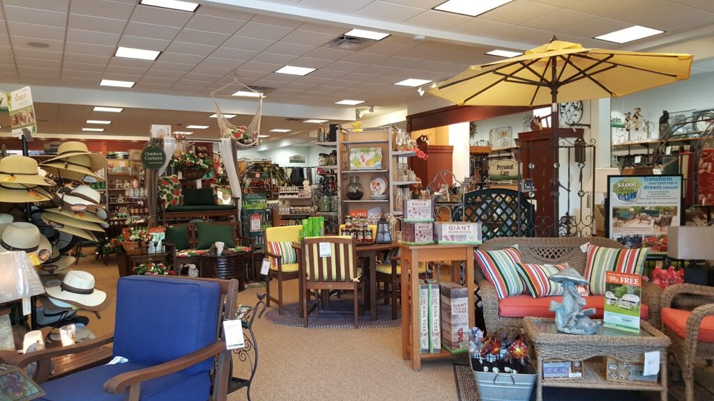 Plow & Hearth in Williamsburg - FireplaceStoreFinder