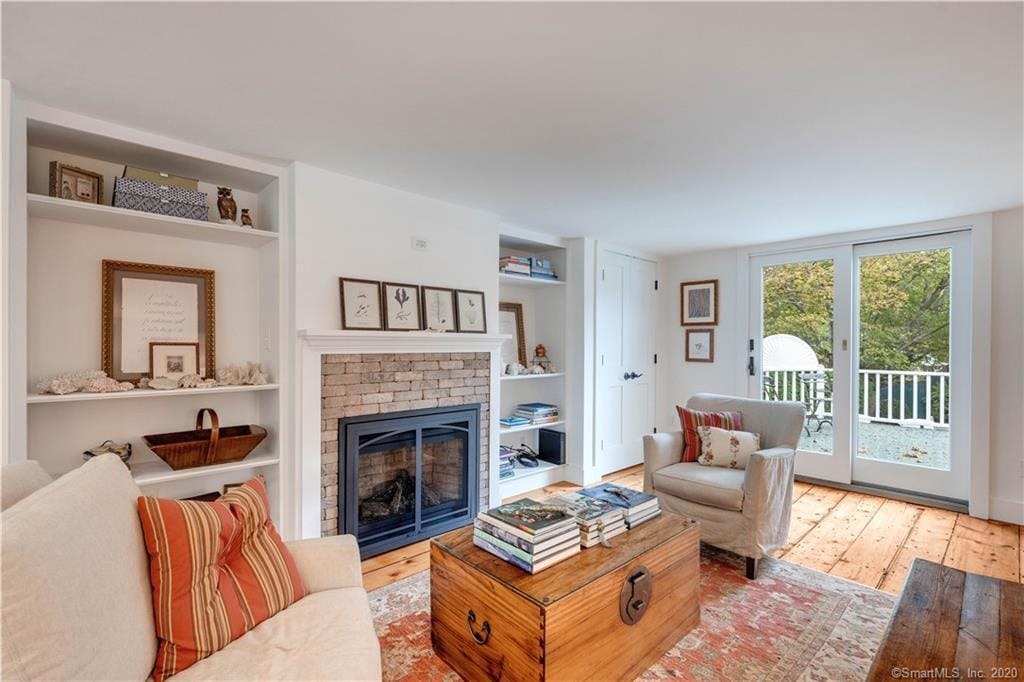 Pondside Kitchens and Hearth in Deep River - FireplaceStoreFinder