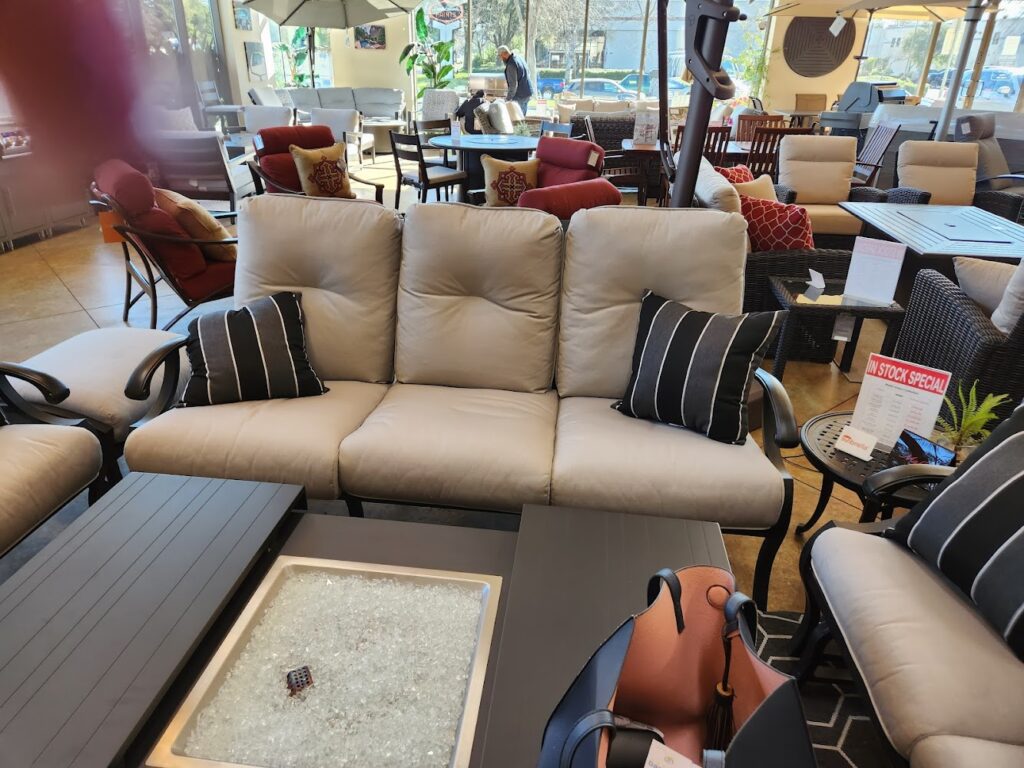 Sonoma Backyard in Cotati - FireplaceStoreFinder